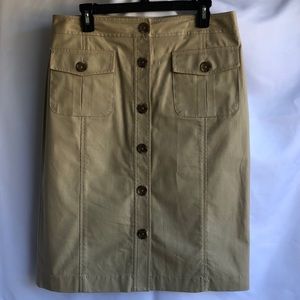 Banana Republic tan skirt